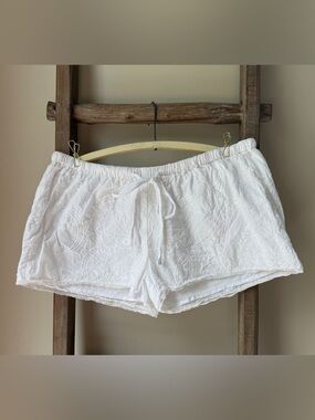 Oysho White Embroidered Cotton Shorts Womens Size Large